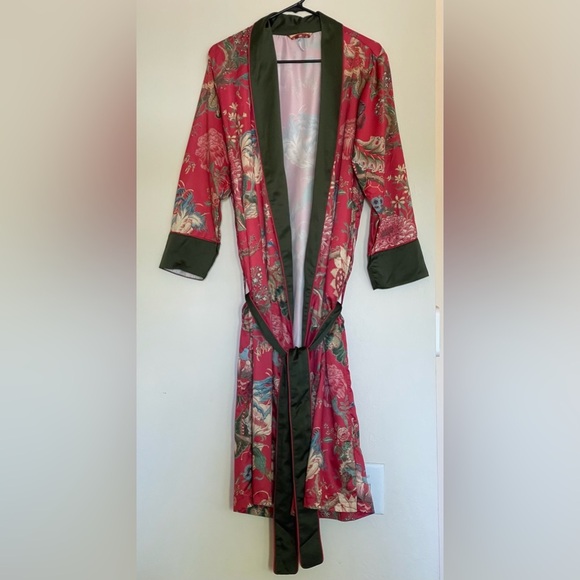 Pottery Barn Other - Pottery Barn Dahlia Robe Size S